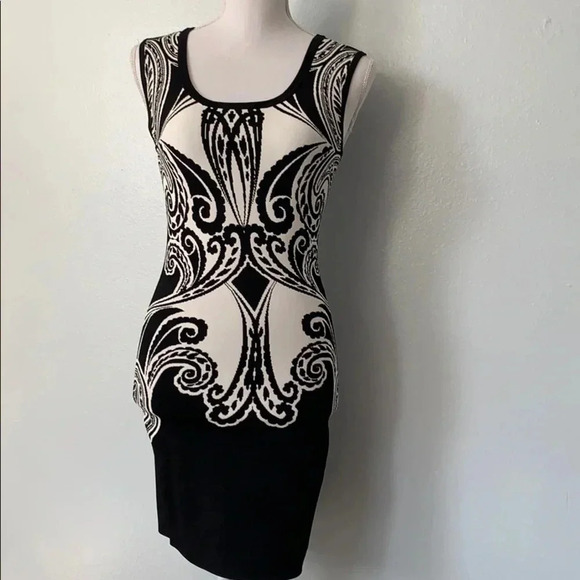 NWOT Guess Small Bodycon Dress - Picture 4 of 9
